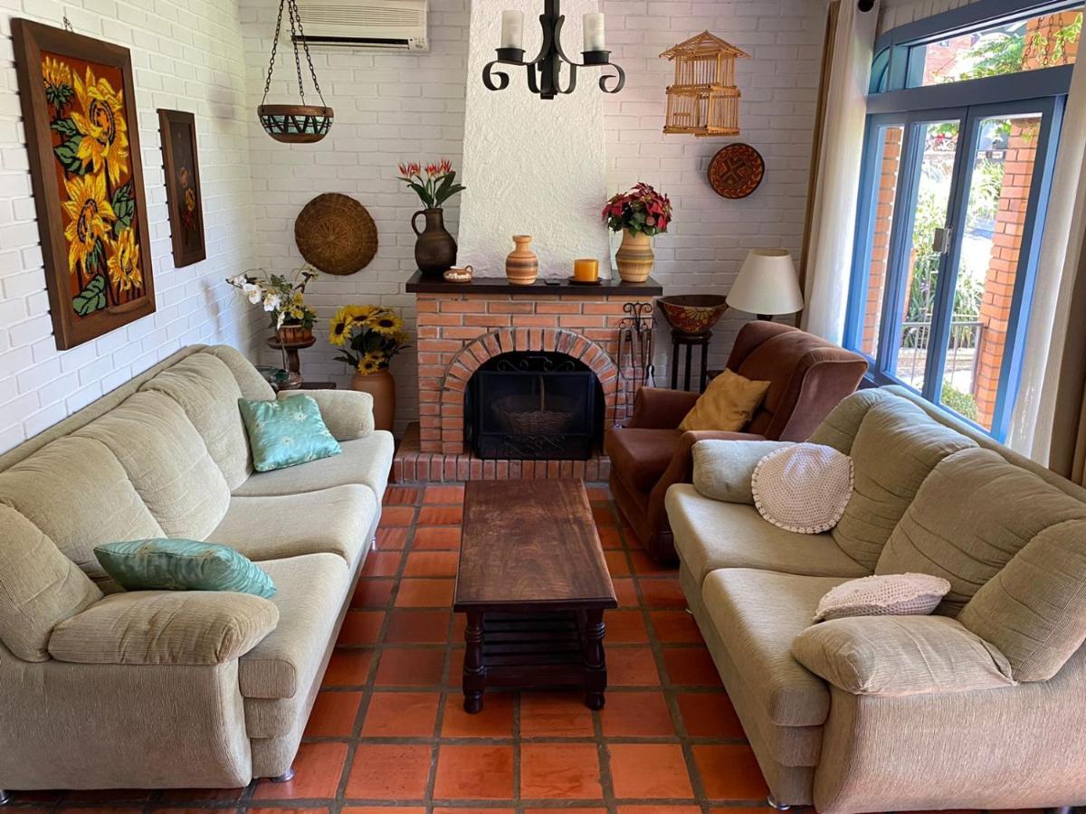 Casa Da Vo Diva No Centro De Gramado Villa Ngoại thất bức ảnh